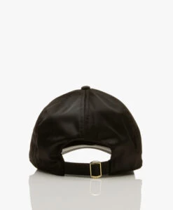 By Malene Birger Aubriel Satijnen Pet - Zwart -Modewinkel 02541778 e3d7 48fb 8aee 314d920b7c27 02