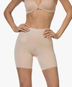 Spanx® Oncore Mid-Thigh Short - Soft Nude 14 Spanx® Oncore Mid-Thigh Short - Soft Nude -Modewinkel 190509 SPANX OnCore Mid Thigh Short Soft Nude 65