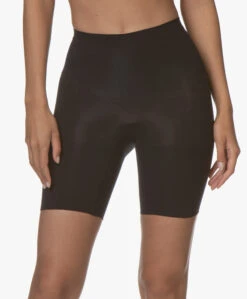Spanx® Power Series Mid-Thigh Power Short - Zwart -Modewinkel 190814 87ce9e23 0ce2 4877 abb0 b623915301e8