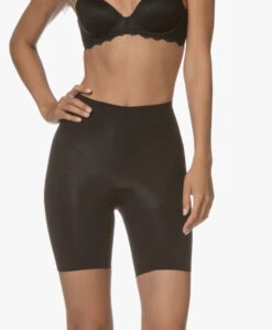 Spanx® Power Series Mid-Thigh Power Short - Zwart -Modewinkel 190814 SPANX Mid Thigh Power Short Zwart 77