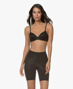 Spanx® Power Series Mid-Thigh Power Short - Zwart -Modewinkel 190814 a88ba598 226e 4209 a5b0 b17ced17bb16