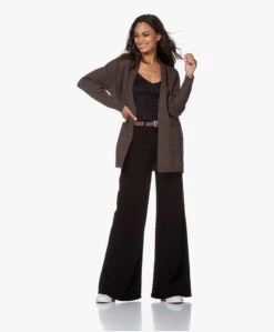 Hanro Wol-Zijde Spaghettitop - Zwart 26 Hanro Wol-Zijde Spaghettitop - Zwart -Modewinkel 200716 89bc6333 da1b 42b2 8677 6d57e794f8ad