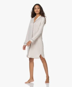 Hanro Natural Comfort Tencel Nachthemd - Almond -Modewinkel 201105 084ec550 7ad2 44f9 934f 0d2ac8a50f58