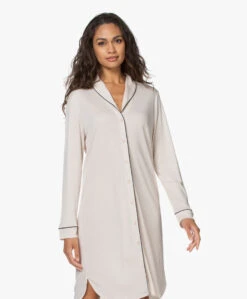 Hanro Natural Comfort Tencel Nachthemd - Almond -Modewinkel 201105 e96371cf fdfc 415b bfac a79fec9388b1