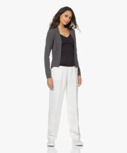 Hanro Cotton Seamless V-Hals Spaghetti Top - Zwart 23 Hanro Cotton Seamless V-Hals Spaghetti Top - Zwart -Modewinkel 210223 d0416089 17fa 450e af37 a751a73a3bd8