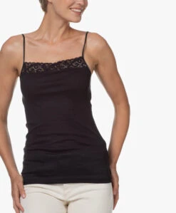 Hanro Moments Spaghetti Top - Zwart -Modewinkel 210622 37dec9ec 749b 4811 be15 747f1f28a67d