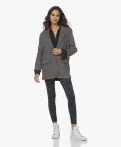 Spanx® Look At Me Now Leggings - Zwart Camo 23 Spanx® Look At Me Now Leggings - Zwart Camo -Modewinkel 211116 9fedf9fa 6ba3 4d5c bd87 0dacdc4bbec8