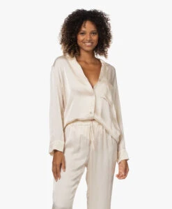 Love Stories Blue Moon Satijnen Seersucker Pyjama Blouse - Off-White -Modewinkel 220830 1410a273 7b38 403d 8d8c 9dcd6e521e3f