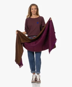 Alpaca Loca Handgemaakte Alpaca Two-Tone Sjaal - Violet/Chocolate Brown 18 Alpaca Loca Handgemaakte Alpaca Two-Tone Sjaal - Violet/Chocolate Brown -Modewinkel 220906 f972a769 5a0c 441c 8037 6d47bf178c54