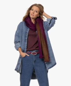 Modewinkel 29 Alpaca Loca Handgemaakte Alpaca Two-Tone Sjaal - Violet/Chocolate Brown