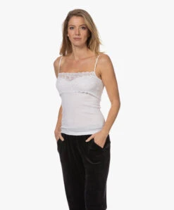 Hanro Katoenen Moments Spaghetti Top - Wit -Modewinkel 221012 42452a9f f168 4a0e a1d6 c905d1e40349