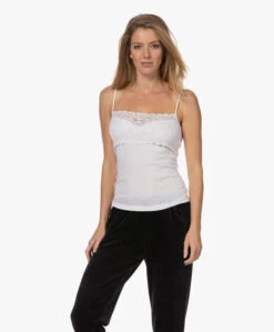 Hanro Katoenen Moments Spaghetti Top - Wit -Modewinkel 221012 c07cfe31 8094 42d5 b7d0 c81bf61cf237