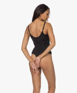 Wolford Ribjersey String Body - Zwart -Modewinkel 221025 517d9d1e c790 48f8 9d92 55f9f10016c4