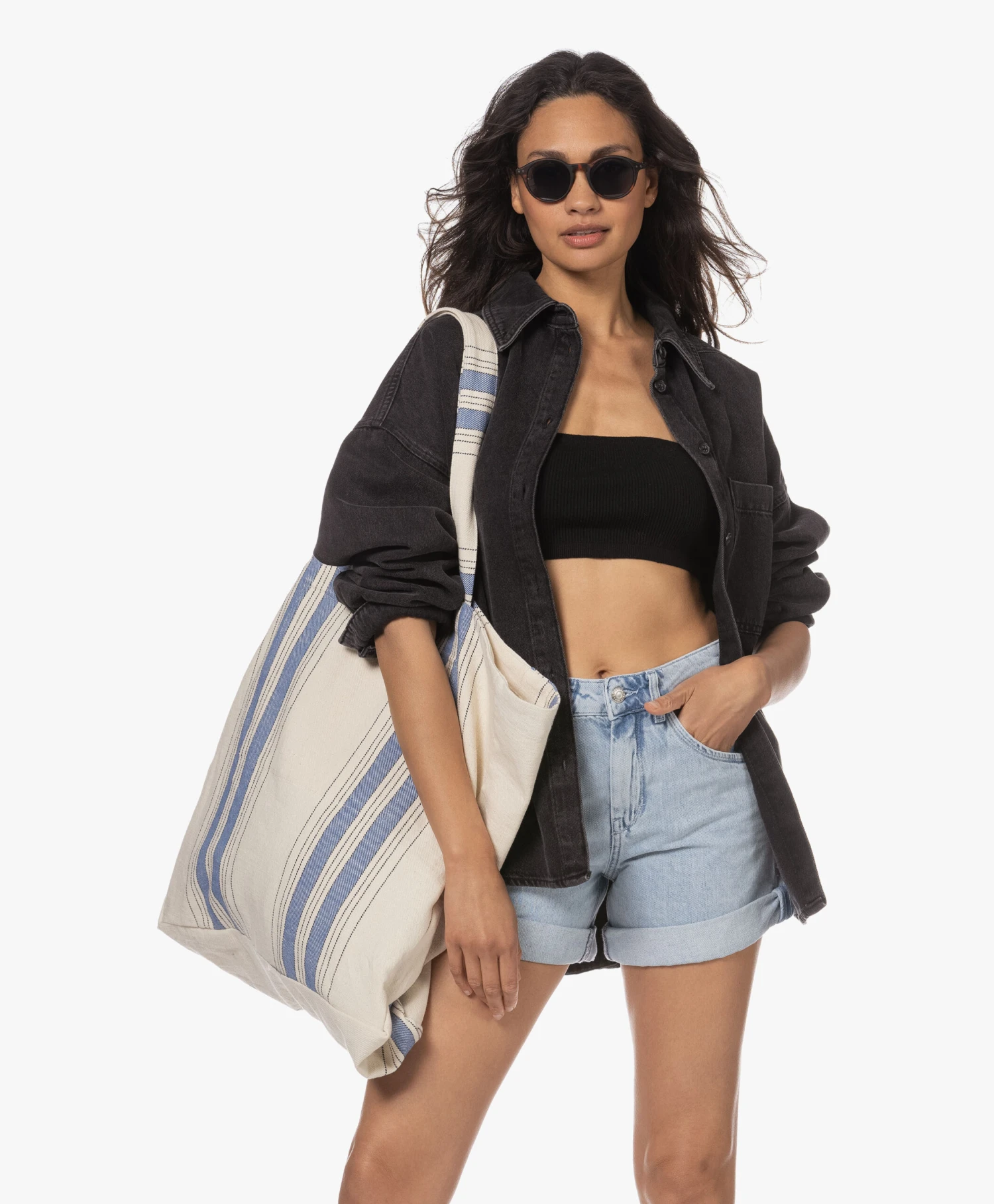 Izipizi Sun Reading #D Zonnebril Op Sterkte - Tortoise/Grijze Glazen 6 Izipizi Sun Reading #D Zonnebril Op Sterkte - Tortoise/Grijze Glazen - Afbeelding 4