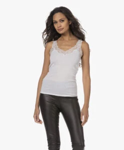 Hanro Lace Delight Top - Wit -Modewinkel 230810 6b395486 aeec 482b bebf 4ace485f5673