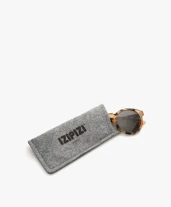 Izipizi Sun #M Zonnebril - Light Tortoise/Grijze Glazen -Modewinkel 45370fbe de9c 4ba6 be26 7c76a99552f4 38