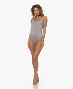 Wolford Jamaika Stretch-Jersey Brazilian Body - Iron -Modewinkel 4b9283eb 4e59 416b bc73 bdf3a0a52618 190