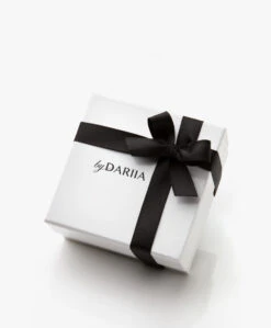 By Dariia Day Mulberry Zijden Haarband - Midnight Black 9 By Dariia Day Mulberry Zijden Haarband - Midnight Black -Modewinkel 5be9289d 5926 4ba3 a14c 36b31130eb84 01