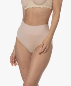 Wolford Naadloze High Waist Slip - Clay -Modewinkel 5eae399f e3e8 4635 a1e7 5bb4b8e81f94 174