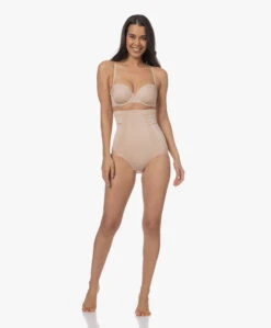 Spanx® Oncore High-Wasted Slip - Soft Nude -Modewinkel 77830cf3 ef67 45b8 a1d1 aa3170591f1b 123
