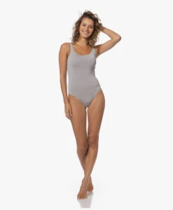 Wolford Jamaika Stretch-Jersey Brazilian Body - Iron -Modewinkel 989107fc ff91 42cb 965f 64e328f790bd 198