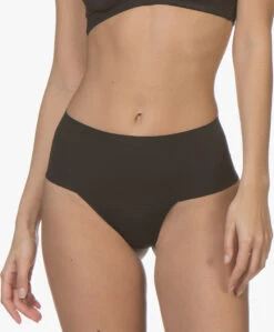 Spanx® Undie-Tectable String - Zwart -Modewinkel SPANX Undie Tectable String Zwart 07
