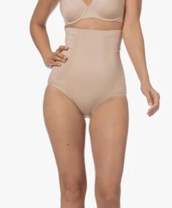 Spanx® Oncore High-Wasted Slip - Soft Nude -Modewinkel c602e9fd a6bc 4235 be30 a57918cecede 105