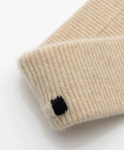 Extreme Cashmere N°132 Fijn Gebreide Elastische Cashmere Tailleriem - Latte -Modewinkel extreme cashmere N132 Fijn Gebreide Elastische Tailleriem Latte 84